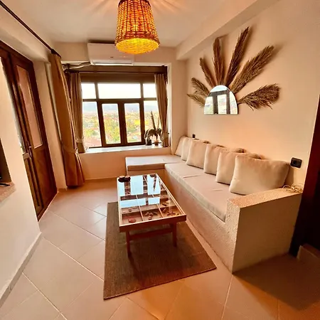 Mek Homes Historical Greek House And Sea View Lägenhet