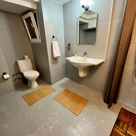 Mek Homes Historical Greek House And Sea View Lägenhet