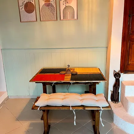 Mek Homes Historical Greek House And Sea View *